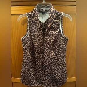 Boston Proper SMALL Leopard Print Sleeveless Top 3/4” Zip Front w/Gold Ring Pull
